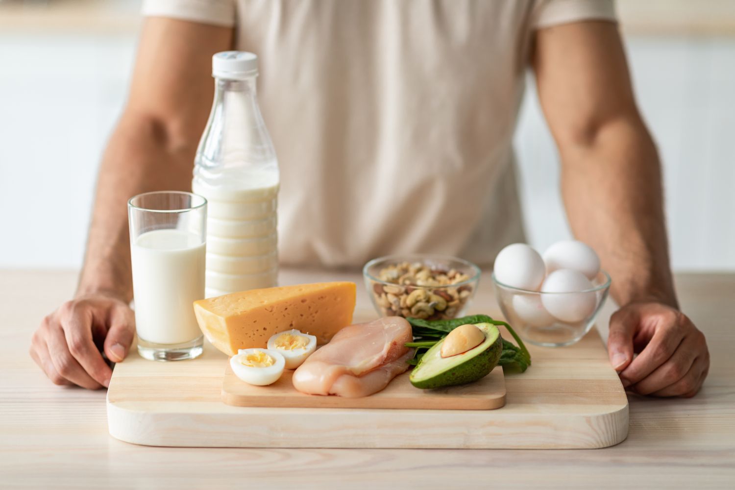 Schlank mit Eiweiß: Wie Protein Ihnen helfen kann, auf natürliche Weise Gewicht zu verlieren
